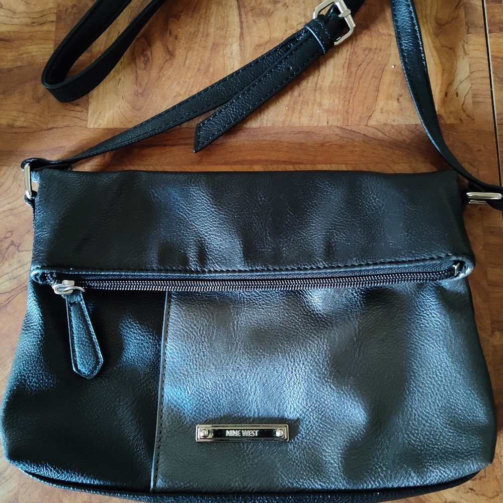 Nine West black/grey cross body Purse